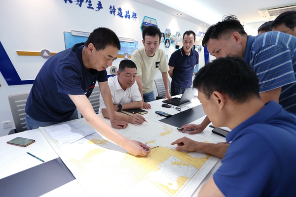寧波海運華開明技能大師工作室研究分析。陸瑩攝_副本.jpg